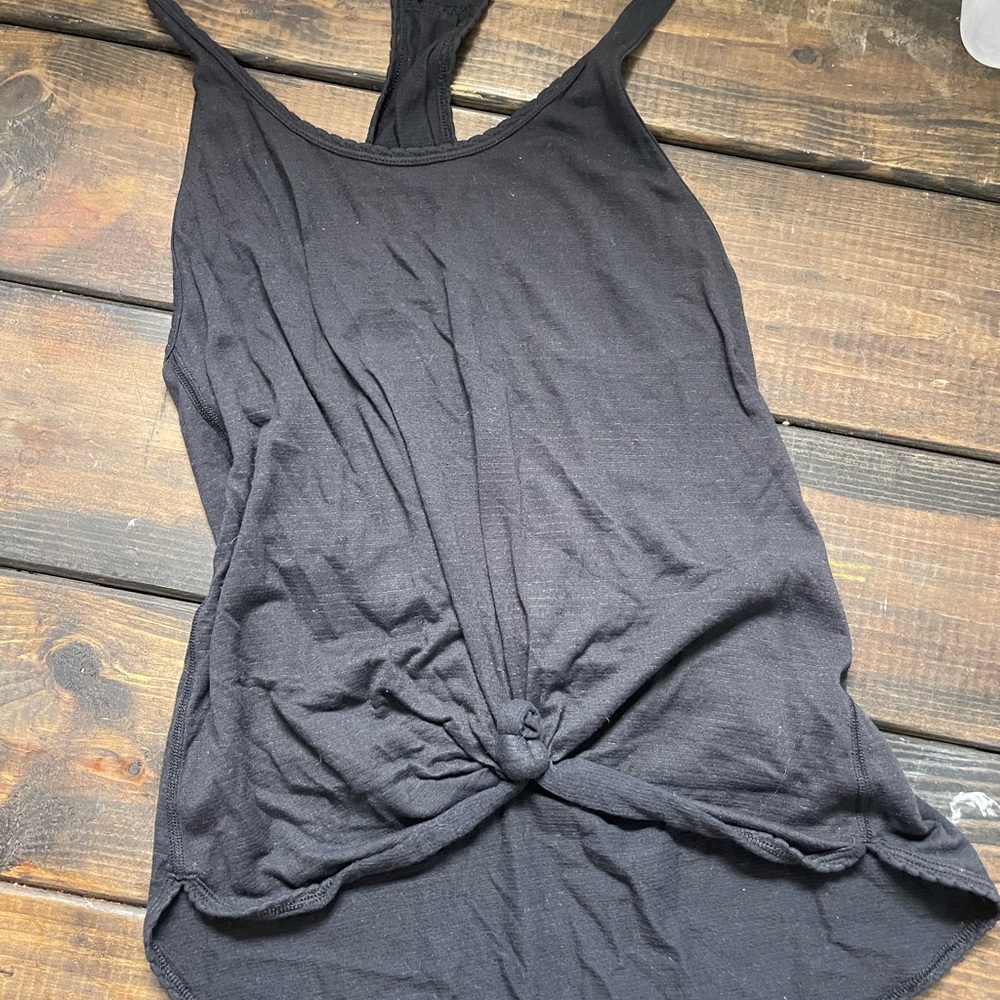 Lululemon Athletica Soft Black with Light Gold Stripes Tank Top Size 6/Small
